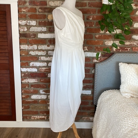 CITY CHIC One Shoulder True Love Dress - ivory Size 16 NWT - Picture 5 of 10